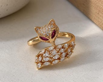 Adjustable Fox Ring, Gold Fox Ring for Women, Cute Animal Ring, Crystal Fox Jewelry, Nature Inspired Ring, Gift for Her