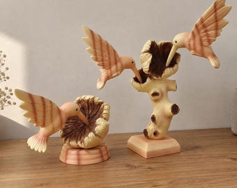 Resin Bird Statue Wood Effect, Flying Bird Home Decor, Nature Sculpture, Animal Figurine, Living Room Decoration, Unique Gift