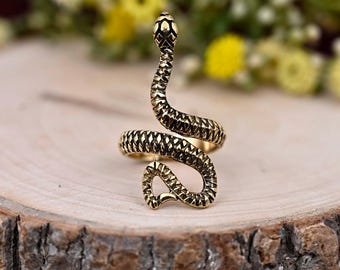 Anillo de serpiente de latón dorado: joyería bohemia con forma de serpiente