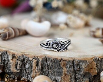 Sterling Silver Flower Ring: Y2K Daisy Thumb Ring