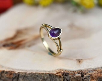 Natural Amethyst Brass Ring: Thin Gold Minimalist Jewelry