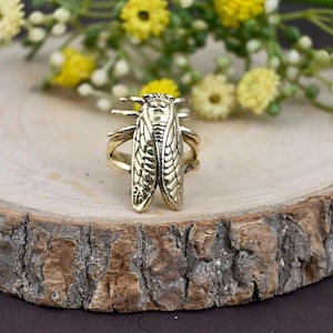 Gold Brass Cicada Ring: Nature-Inspired Statement Jewelry
