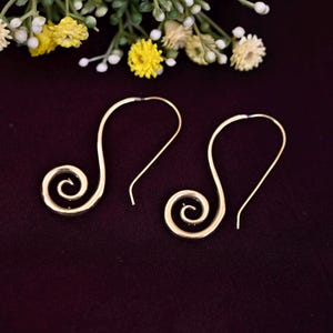 Gold Dangle Earrings,  Statement Earrings, Minimalist Earrings, Spiral Earrings, Dainty Gold Earrings, Unique Earrings, Brass Jewelry