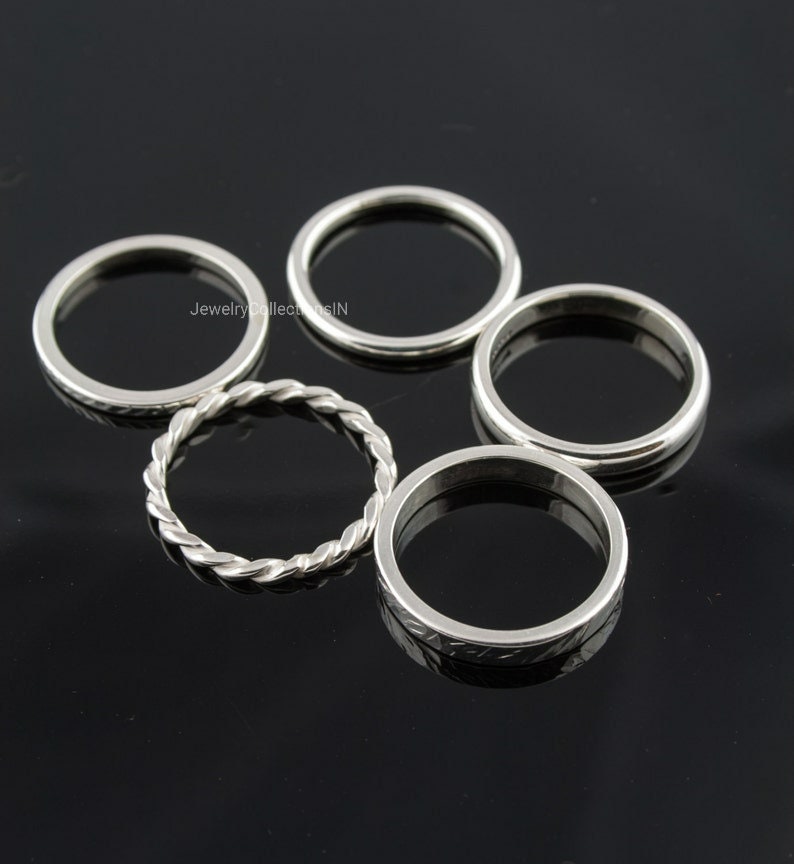 Set aus 5 Stapelringen aus Sterlingsilber, dünne und dicke Ringe, zierliche gedrehte Perlenringe, gepunkteter Ring, Silberstapelringe, Damenschmuck Bild 4