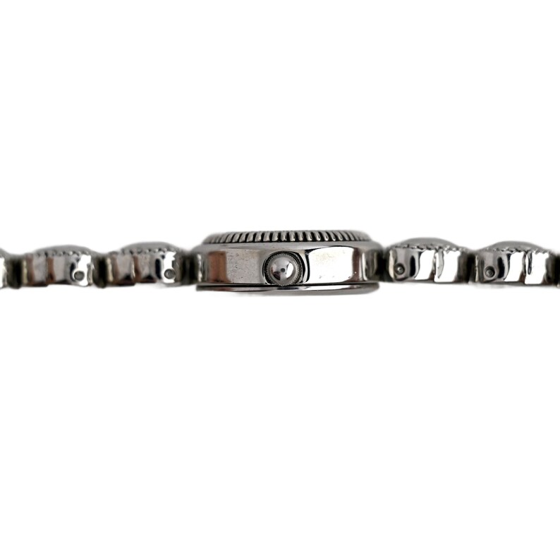 Disney Ladies Silver Watch White Dial Mickey Mouse Heart Link 5 5 inch Bracelet image 7