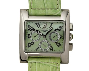 Brizo Swiss Qaurtz Unisex Wrist Watch Green Day Date Square Case 37mm