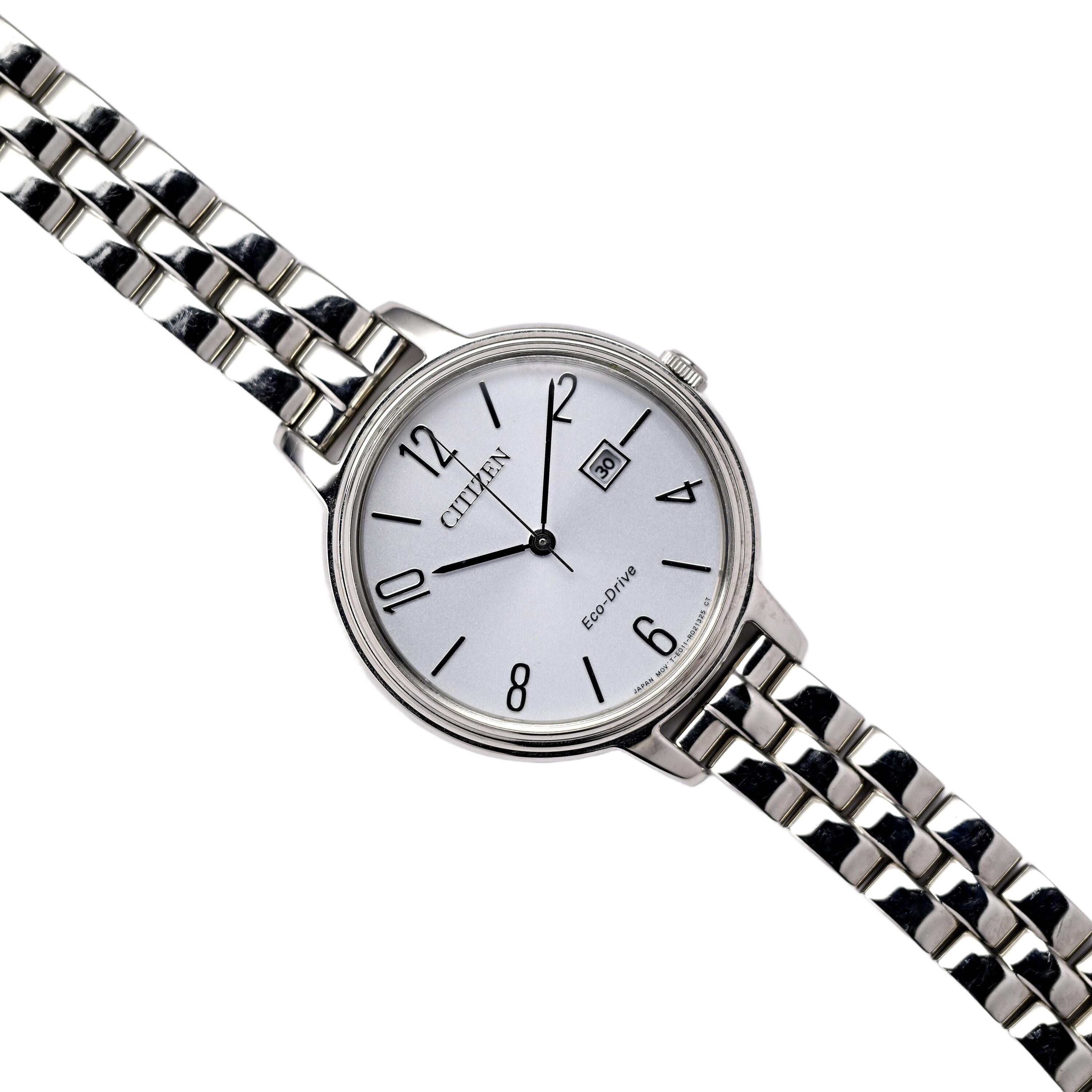★レア逆輸入★Citizen Chandler White Dial Ladies Watch Citizen Women's Eco-Drive Chandler Watch with Leather