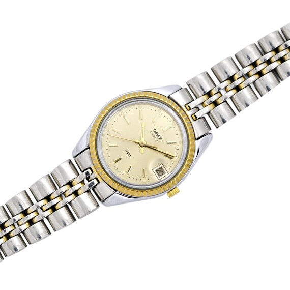 Timex Vintage Ladies Jubilee Fluted Style Wrist Watch Two Timex Vintage Ladies Jubilee Fluted Style Wrist Watch Two