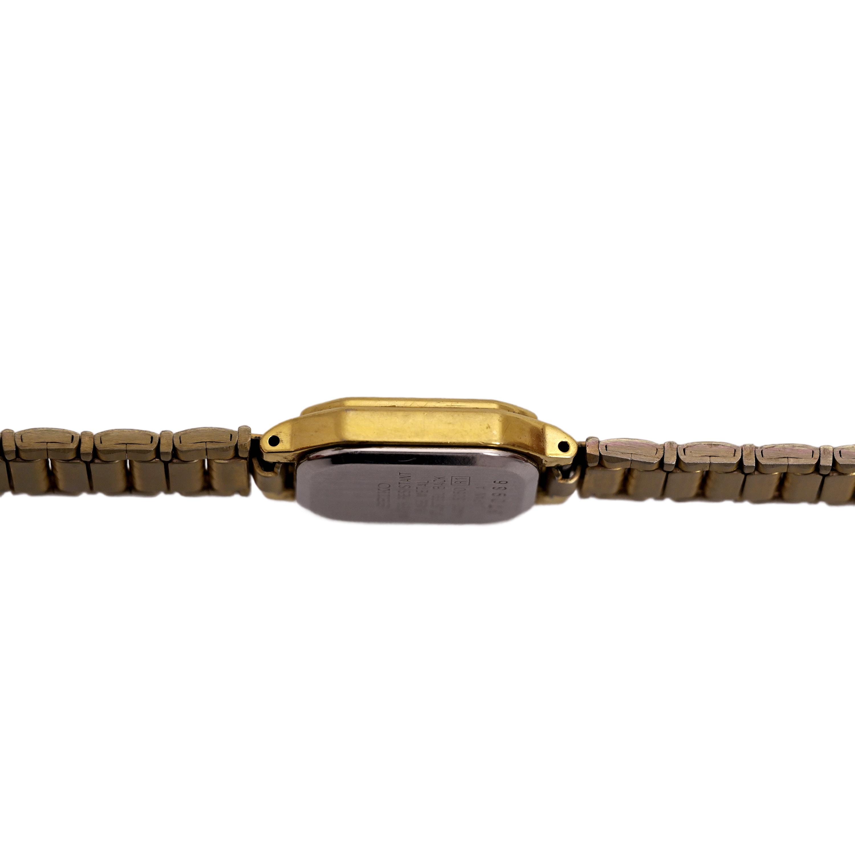 Seiko Vintage Gold Plated Quartz Tank Ladies Wrist Watch