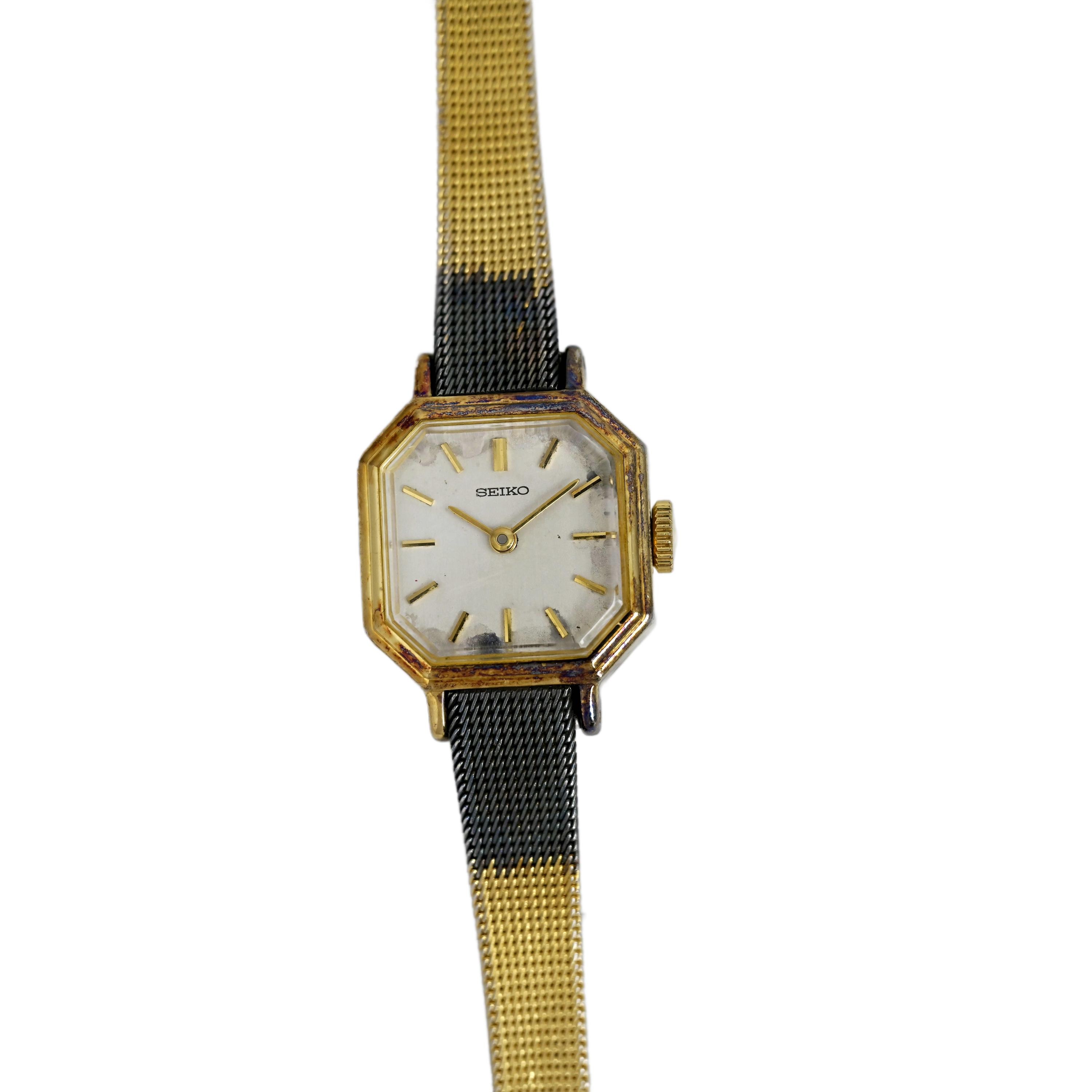 Seiko Watch 1970s Mechanical Wind Gold Plated White Dial Two  display picture 1
