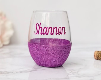 Personalisiertes Weinglas, Brautgläser, Brautpartyglas, maßgeschneidertes Weinglas, personalisiertes Geschenk, Weinglas mit Namen, Brautjungfern-Geschenk