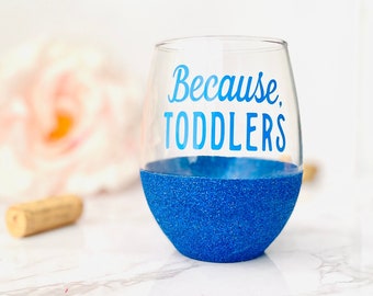 Mama Weinglas, lustiges Weinglas, Kleinkind Mutter Geschenk, Vorschul Lehrer Geschenk, Geschenk für junge Mutter, Kindergärtnerin Geschenk, Glitzer Weinglas