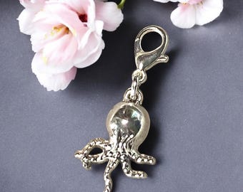 Oktopus Clip-On | Versilberter Karabiner-Anhänger für Armband, Tasche, Schlüsselanhänger | Maritime Schmuck Geschenk | Ozeantier Accessoire