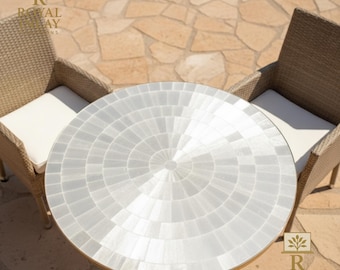 Exquisite Selenite Table Top: Luxury Crystal Decor - Handcrafted Elegance