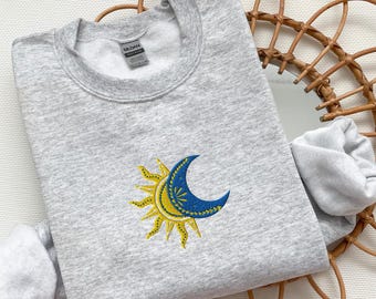 Sun And Moon Embroidered Sweatshirts, Embroidered Celestial Sweatshirts, Gift For Friends, Boho Sweatshirts