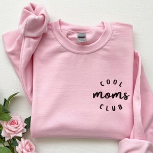 Haftowane bluzy, fajna bluza klubowa z haftem dla mam, prezent dla mamy, prezent dla nowych mam, idealny prezent dla mamy