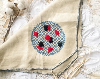 Embroidered Linen Card Table Cloth, Spade Heart Pattern, 1950s Decor