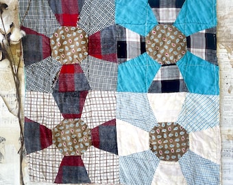 Groot vintage quiltstuk voor een voerzak voor naaien, quilten, junkdagboeken, textielkunst
