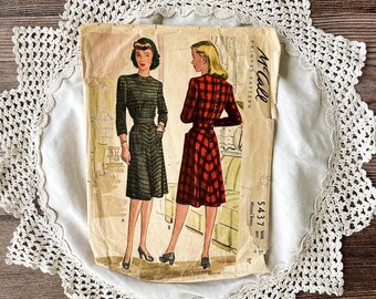 Vintage McCall Misses Sewing Pattern No 5437 Dress 1940's style