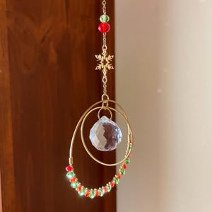 Attrape-soleil CHRISTMAS EVE Suncatcher cristal rouge - Cadeau original pour la maison - Suspension Home Decor - Décoration Noël - Fait main