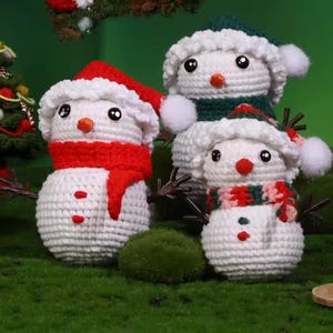 Christmas Crochet Kit – DIY Amigurumi Ornament Set for Beginners | Holiday Crochet Gift | Crochet Kit for Adults & Kids