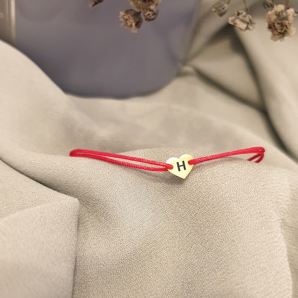 Small Heart Solid 14k Gold Red String Personalised bracelet, engraved bracelet, minimalist bracelet, dainty bracelet, gift box