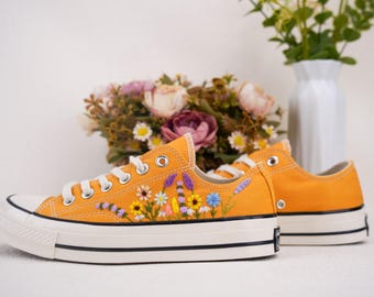 Custom Converse Chuck Taylor Embroidered /Embroidered Converse Custom Wedding Flowers/Embroidered Snake Converse/Personalized Bride Sneakers