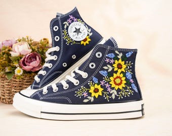 Wedding Converse Embroidered Floral, Custom Lavender Sunflower Embroidered Shoes for Bride, Bridal Flowers Embroidered Sneaker, Wedding Gift