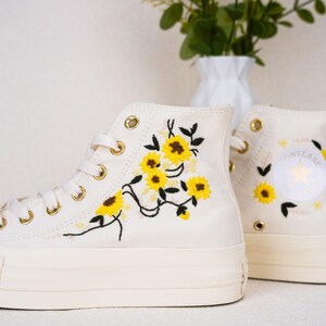 Custom Converse Chuck Taylor Embroidered /Embroidered Converse Custom Wedding Flowers/Embroidered Snake Converse/Personalized Bride Sneakers
