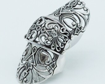 VINTAGE ARMOR RING SILVER リング シルバー 825 Sterling Silver .825 Signed Ring Band Spins Size 9.25 Unique