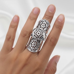 Anillo de plata de ley para todo el dedo: Escudo para nudillos con flor de filigrana, joyería boho ajustable