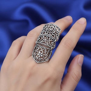 Anillo de plata de ley con diseño de flor gótica, ajustable, ideal para cosplay.
