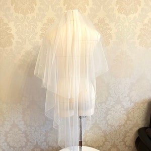 Boho Crystal Cascade Wedding Veil, Ivory Hip Length Bridal Veil, 2 Tier Beaded Edge Bridal Veils
