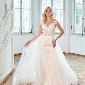 Unique Mermaid Bridal Gown With Train, Floral Lace Fairytale Wedding Dress, Reception Ivory Wedding Dress