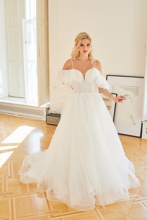 Bohemian Pearl Wedding Dress Beaded Bridal Gown ivory Flowy Wedding Dresses Unique Lace Dress Corset Wedding Dress Etsy