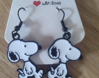 Snoopy earrings