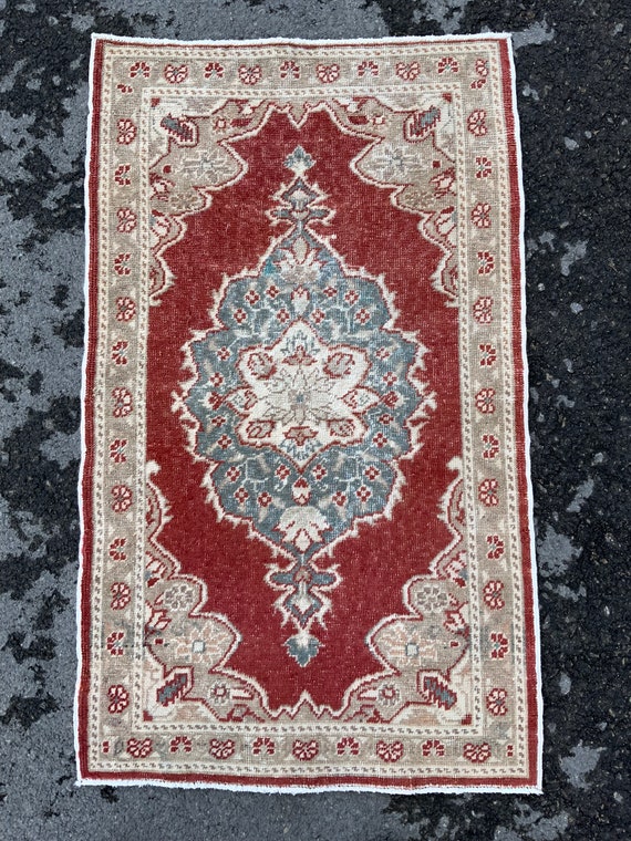Handmade Vintage Turkish Rug 2x3: Small Wool Anatolian Oushak Rug