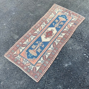 Vintage Turkish Oushak Rug: Hand Knotted Wool Anatolian Rug (1.9x3’11 Ft)