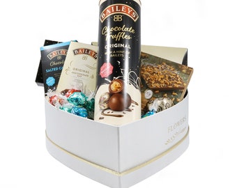 Caja regalo de chocolates , Caja regalo con bombones Baileys , Cesta regalo con bombones