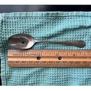 Stieff Queen Anne&#39;s Williamsburg Pattern Baby Spoon | Sterling Silver