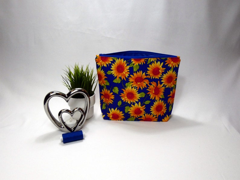 Sunflower Gift Set including Make up bag, Wash bag, WristletsKey Fobs and Scrunchies image 3