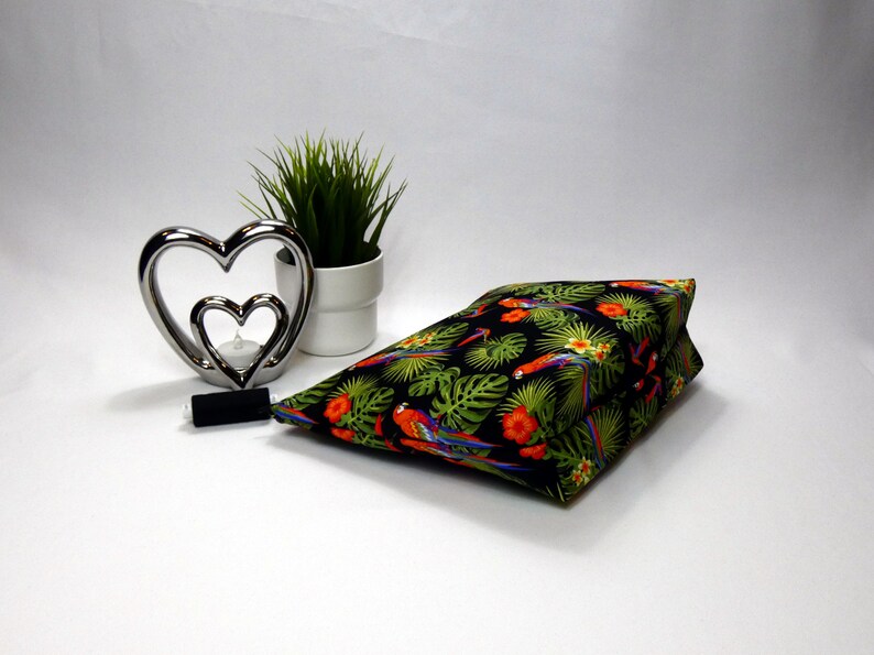 Tropical Parrot Gift Set including Make up bag, Wash bag, WristletsKey Fobs and Scrunchies image 4