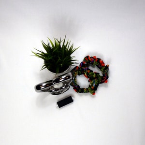Tropical Parrot Gift Set including Make up bag, Wash bag, WristletsKey Fobs and Scrunchies image 9