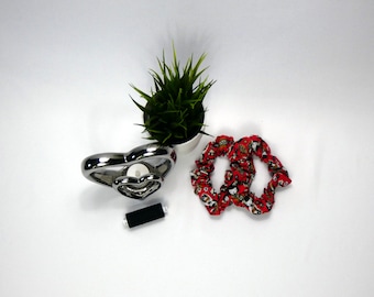 Red Japanese Inspired scrunchie hair tie set x 2