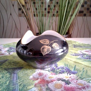 Hutschenreuther Porcelain Vase. Brand: 1948-1955