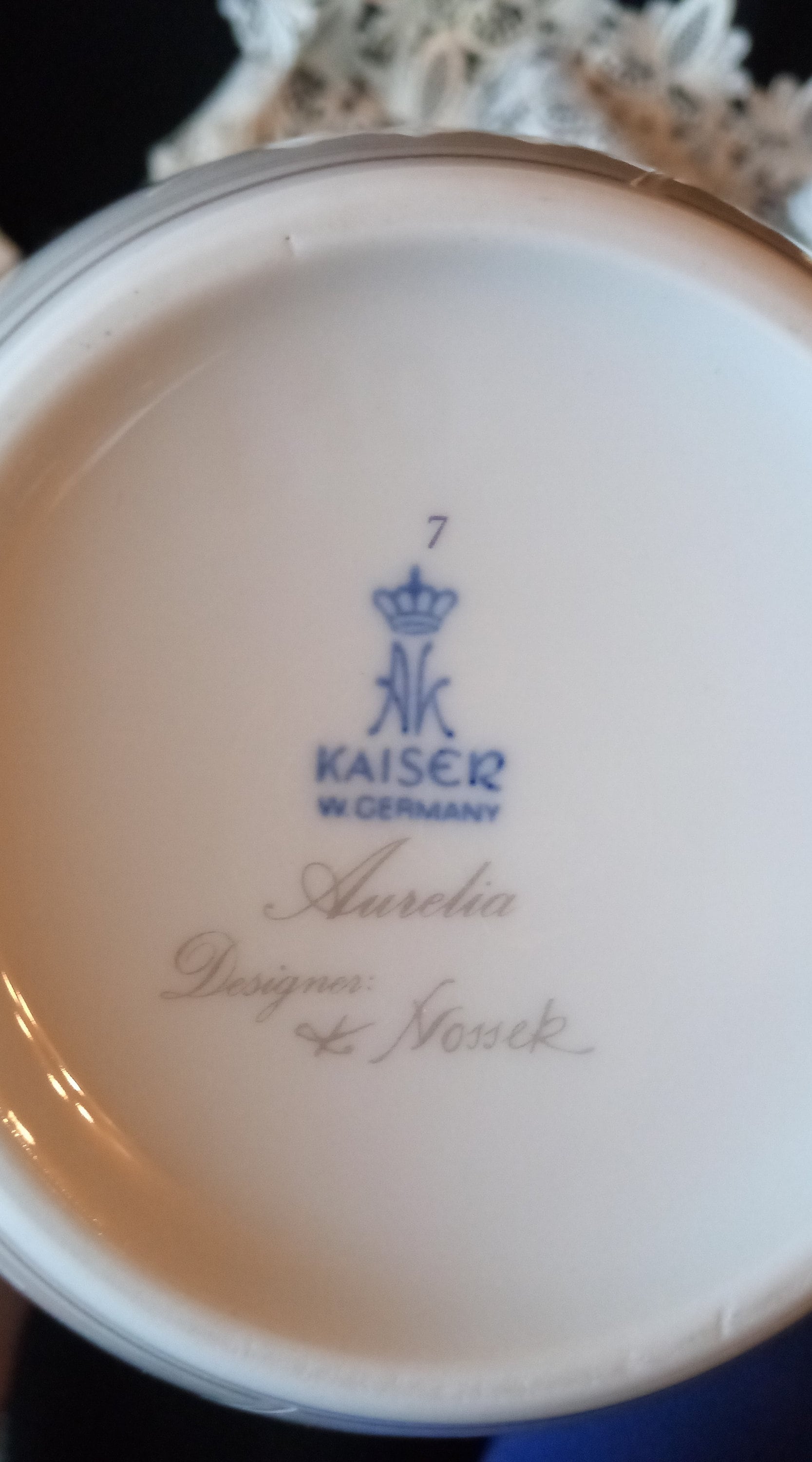 Charming Hand-painted AK Kaiser Porzellan Vase - Rare Stamped Piece From 1970s