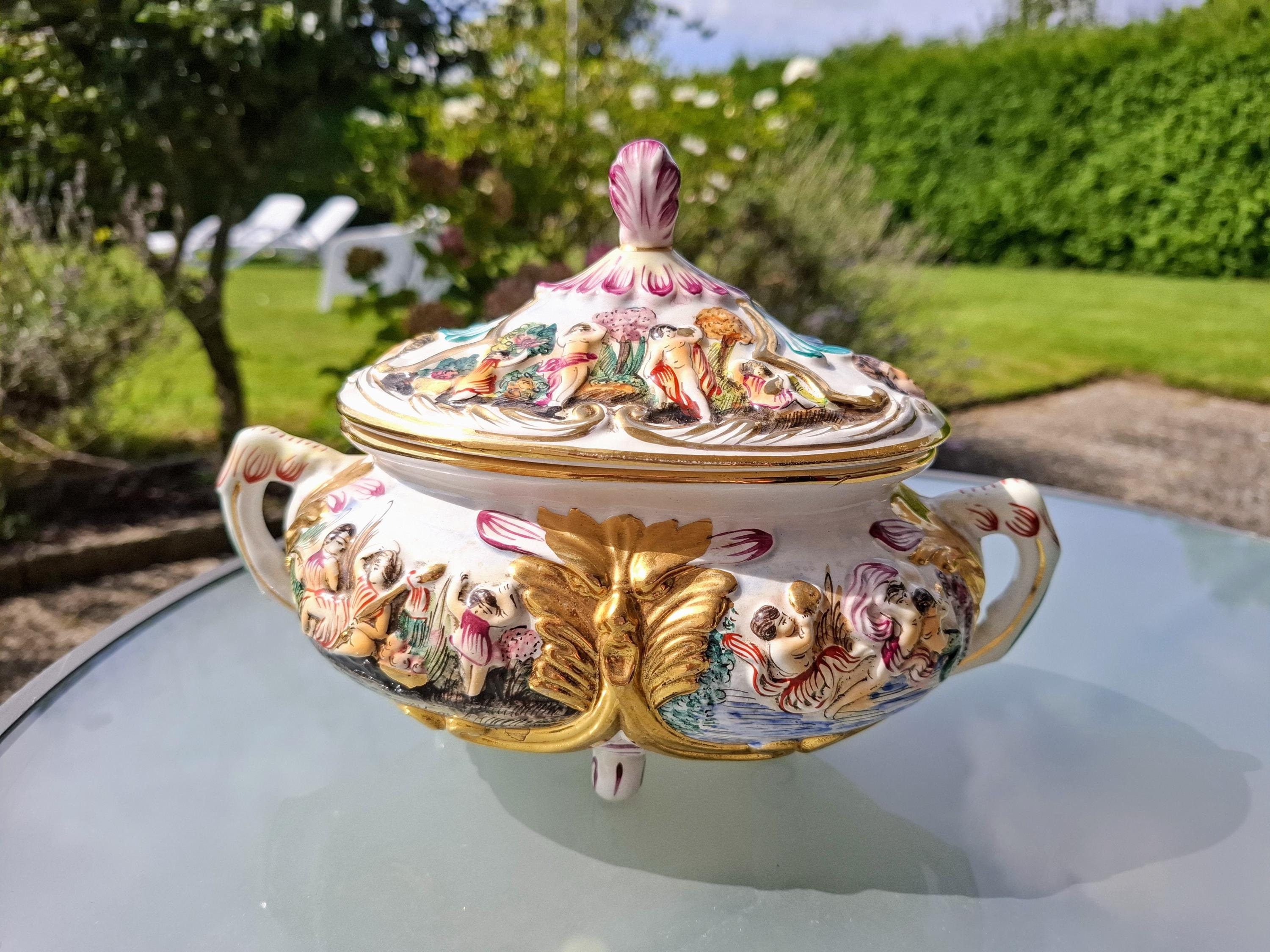 R，CAPODIMONTE  ITALY ポット R，CAPODIMONTE ITALY ポット R. Capodimonte Italian Porcelain