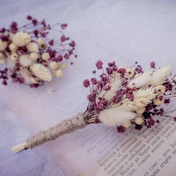Boutonnière de fleurs séchées naturelles en beige et violet, Boutonnière de mariage, Fleurs pour le marié, Boutonnière pour les invités du mariage