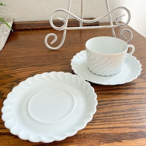Haviland Limoges Torse White Swirled Teacup and 2 Saucers