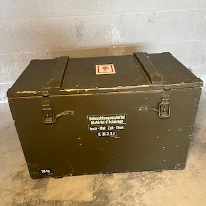 Vintage German Petromax Lantern Set Of 2 Gas Lamps Green Wooden Box Lighting